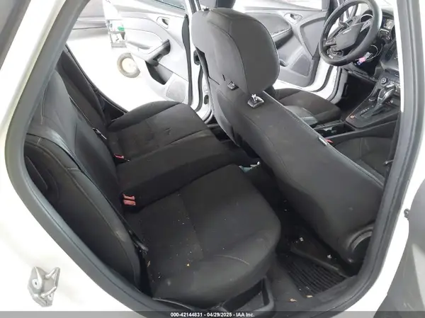 1FADP3K22GL264347 2016 FORD FOCUS - Image 8