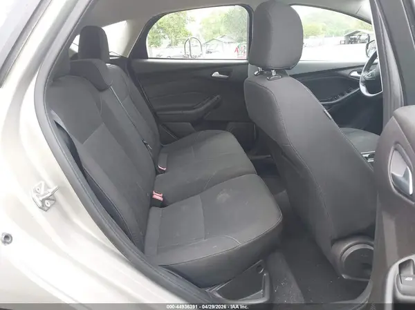 1FADP3K22GL285019 2016 FORD FOCUS - Image 8