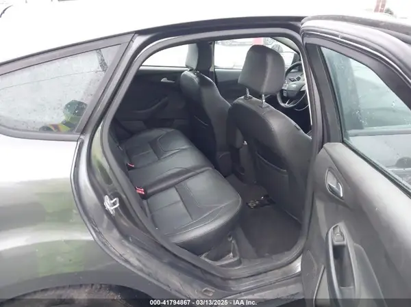 1FADP3K22GL285859 2016 FORD FOCUS - Image 8
