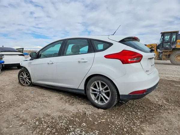 1FADP3K22GL286431 2016 FORD FOCUS - Image 2