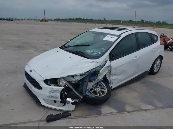 1FADP3K22GL294626 2016 FORD FOCUS - Image 2