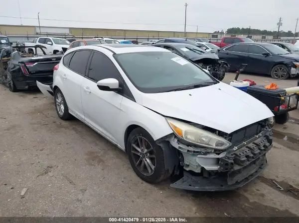 1FADP3K22GL297882 2016 FORD FOCUS - Image 1