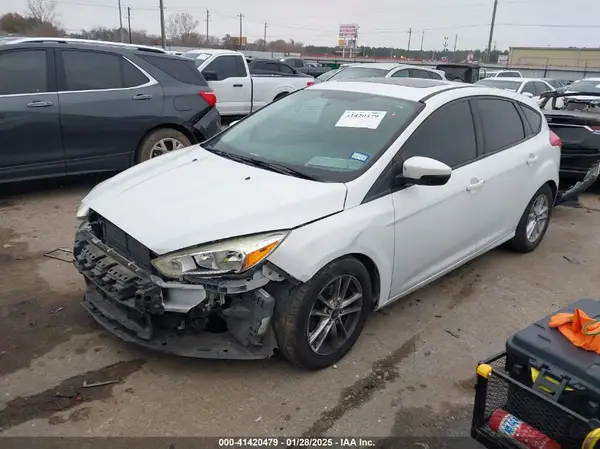 1FADP3K22GL297882 2016 FORD FOCUS - Image 2