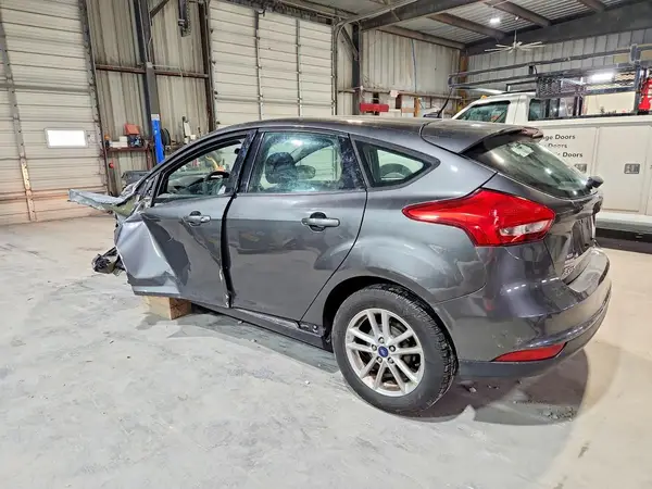1FADP3K22GL297946 2016 FORD FOCUS - Image 2