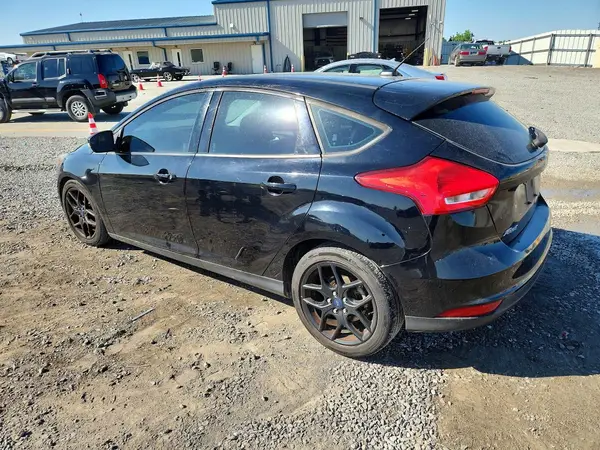 1FADP3K22GL311943 2016 FORD FOCUS - Image 2