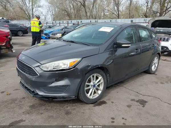 1FADP3K22GL319766 2016 FORD FOCUS - Image 2