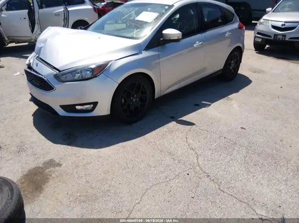 1FADP3K22GL326006 2016 FORD FOCUS - Image 2