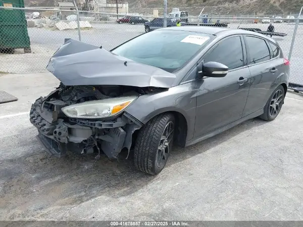 1FADP3K22GL337183 2016 FORD FOCUS - Image 2