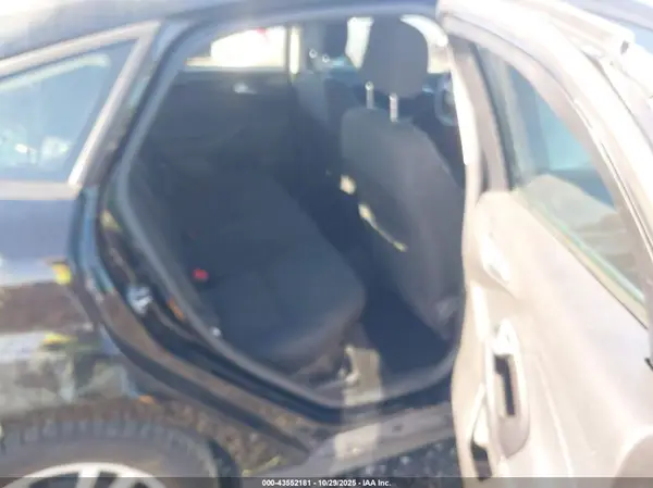 1FADP3K22GL338429 2016 FORD FOCUS - Image 8