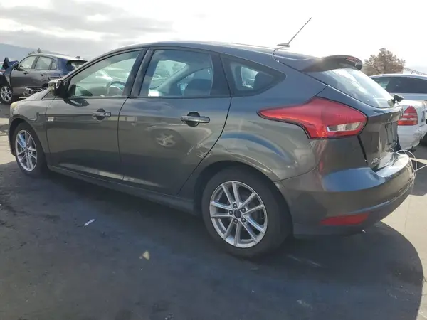 1FADP3K22GL339130 2016 FORD FOCUS - Image 2