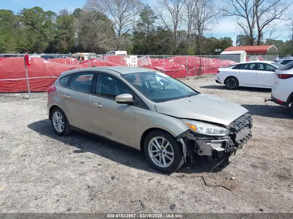 1FADP3K22GL355621 2016 FORD FOCUS - Image 1