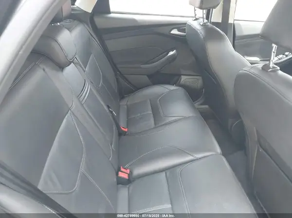 1FADP3K22GL357093 2016 FORD FOCUS - Image 8