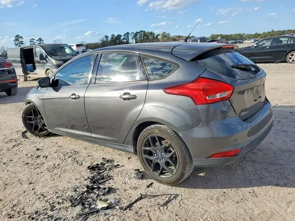 1FADP3K22GL360852 2016 FORD FOCUS - Image 2
