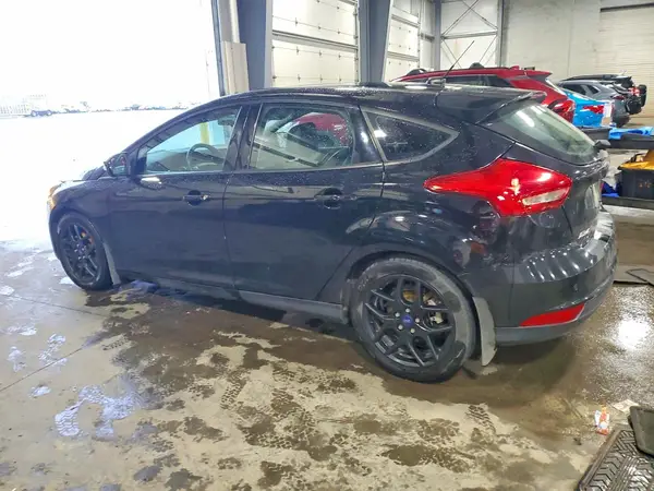 1FADP3K22GL362553 2016 FORD FOCUS - Image 2