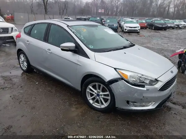 1FADP3K22GL364335 2016 FORD FOCUS - Image 1