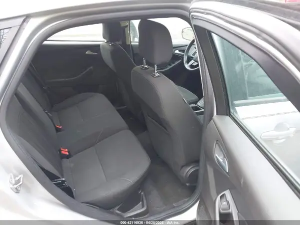 1FADP3K22GL367476 2016 FORD FOCUS - Image 8
