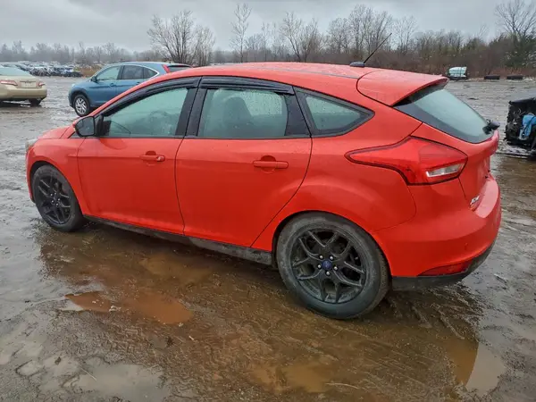 1FADP3K22GL368563 2016 FORD FOCUS - Image 2