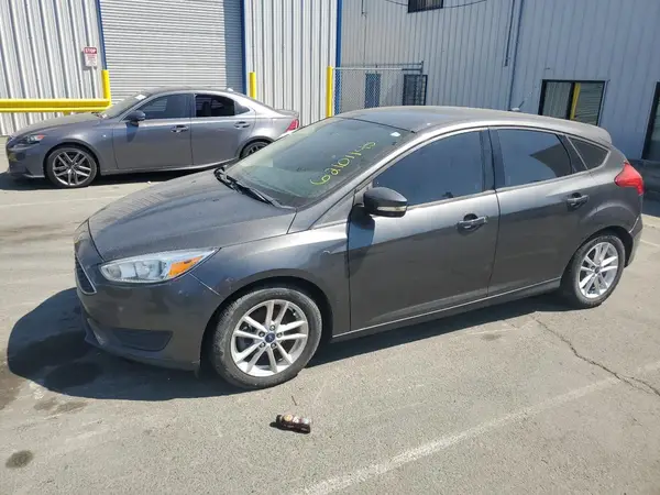 1FADP3K22GL369468 2016 FORD FOCUS - Image 1