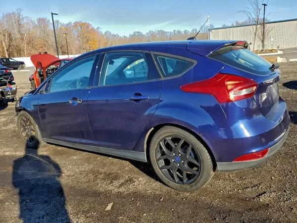 1FADP3K22GL377134 2016 FORD FOCUS - Image 2