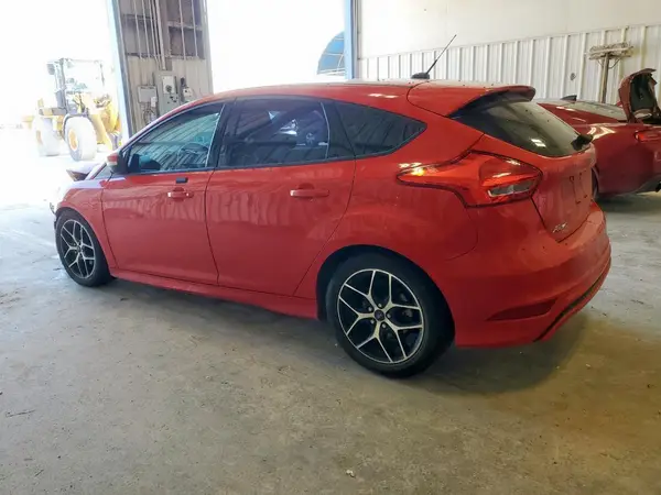 1FADP3K22GL395133 2016 FORD FOCUS - Image 2
