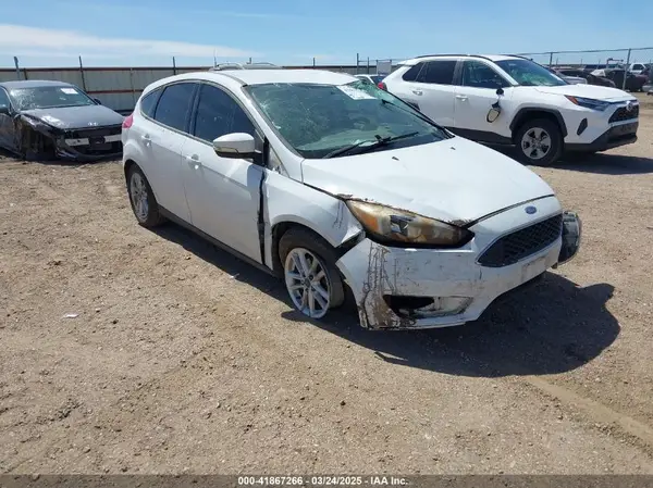 1FADP3K22GL395195 2016 FORD FOCUS - Image 1