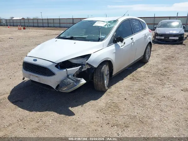 1FADP3K22GL395195 2016 FORD FOCUS - Image 2