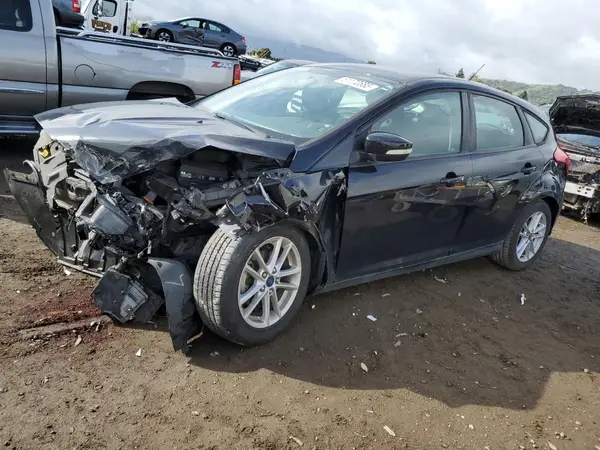 1FADP3K22HL206546 2017 FORD FOCUS - Image 1