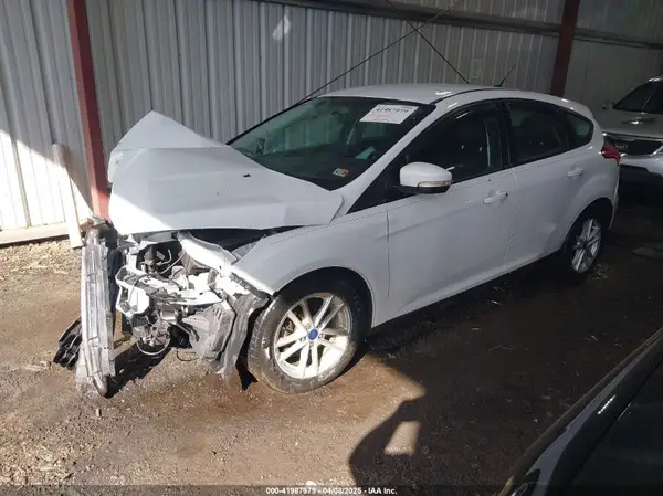1FADP3K22HL207616 2017 FORD FOCUS - Image 2