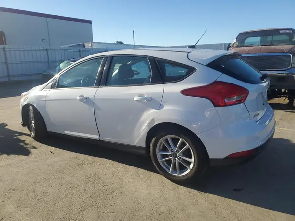 1FADP3K22HL216509 2017 FORD FOCUS - Image 2