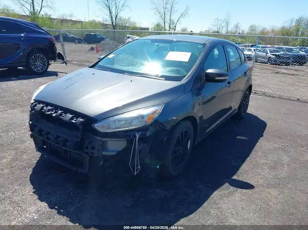 1FADP3K22HL217160 2017 FORD FOCUS - Image 2