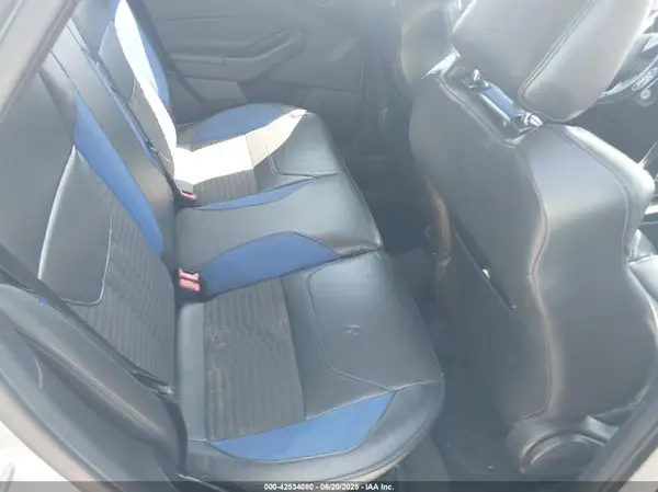 1FADP3K22HL217319 2017 FORD FOCUS - Image 8