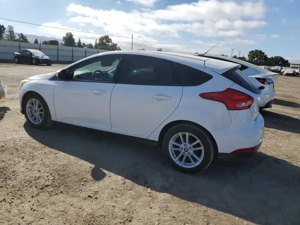 1FADP3K22HL217398 2017 FORD FOCUS - Image 2