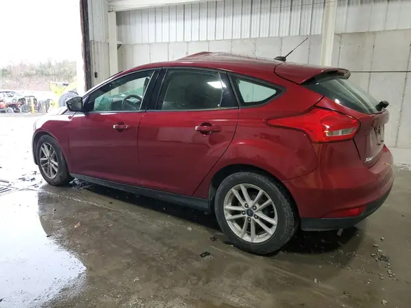 1FADP3K22HL221581 2017 FORD FOCUS - Image 2