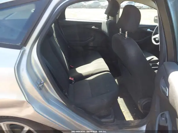 1FADP3K22HL223931 2017 FORD FOCUS - Image 8