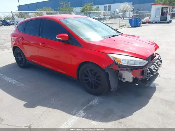 1FADP3K22HL224108 2017 FORD FOCUS - Image 1