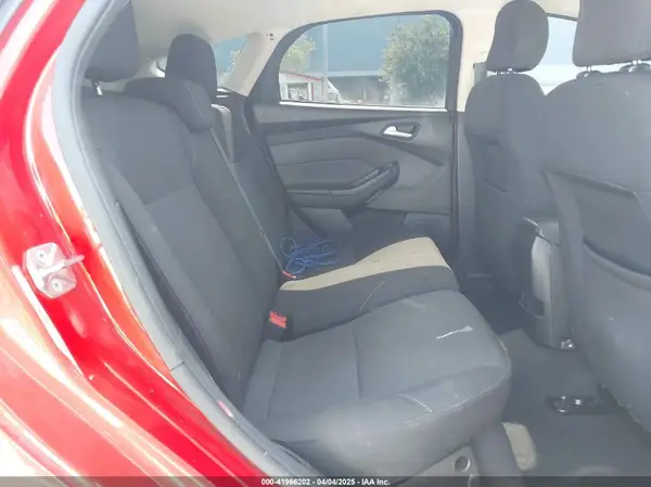 1FADP3K22HL224108 2017 FORD FOCUS - Image 8