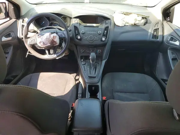 1FADP3K22HL225307 2017 FORD FOCUS - Image 8
