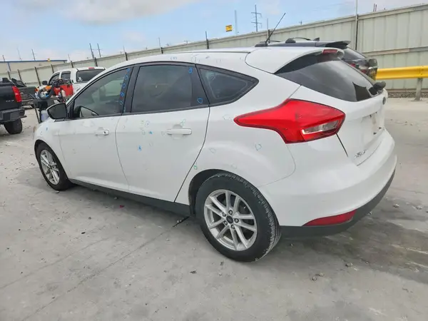 1FADP3K22HL231463 2017 FORD FOCUS - Image 2