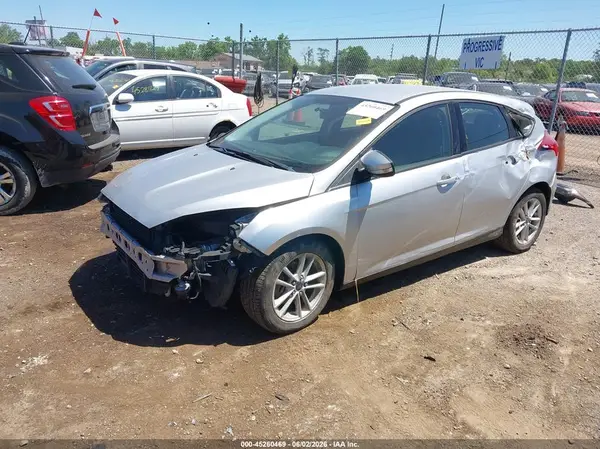 1FADP3K22HL231544 2017 FORD FOCUS - Image 2