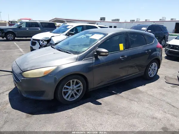 1FADP3K22HL231799 2017 FORD FOCUS - Image 2
