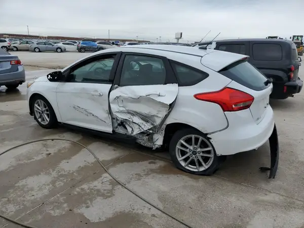 1FADP3K22HL231821 2017 FORD FOCUS - Image 2
