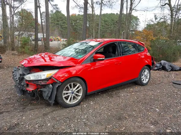 1FADP3K22HL231902 2017 FORD FOCUS - Image 2