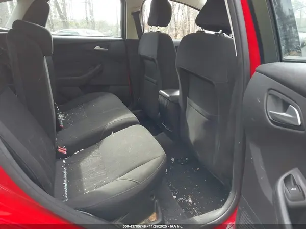 1FADP3K22HL231902 2017 FORD FOCUS - Image 8