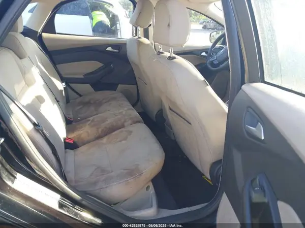 1FADP3K22HL232015 2017 FORD FOCUS - Image 8