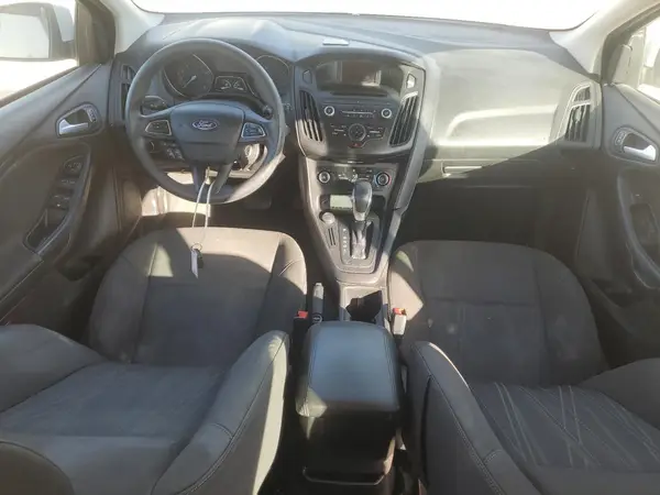 1FADP3K22HL232502 2017 FORD FOCUS - Image 8