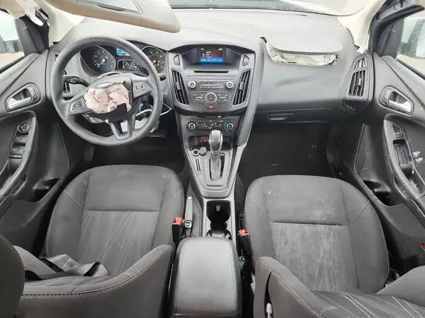 1FADP3K22HL239305 2017 FORD FOCUS - Image 8