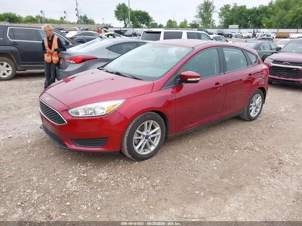 1FADP3K22HL245069 2017 FORD FOCUS - Image 2