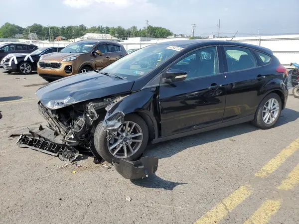 1FADP3K22HL246464 2017 FORD FOCUS - Image 1