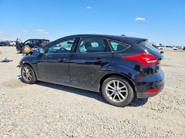 1FADP3K22HL246786 2017 FORD FOCUS - Image 2