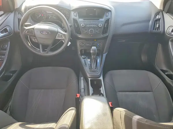 1FADP3K22HL246920 2017 FORD FOCUS - Image 8